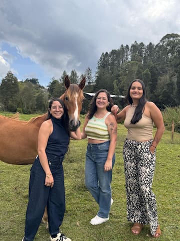 Finca Top en el Retiro Piscina| Montañas Caballos